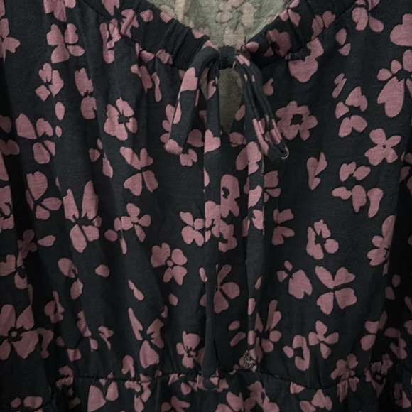 Lane Bryant Plus Swing Flutter-Sleeve Sweetheart-Neck Babydoll Top, 26/28 4X - Picture 2 of 7